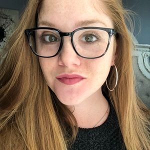 Meet your Posher, Lauren